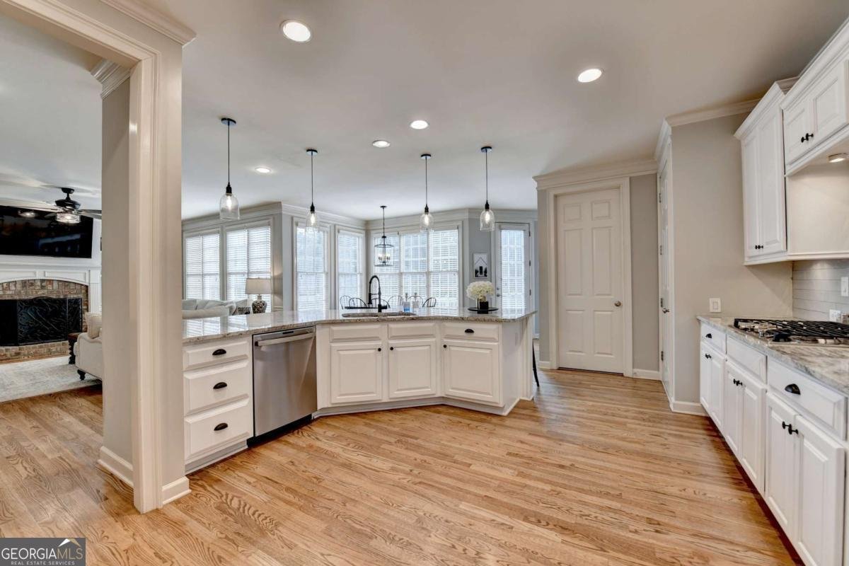 7051 Dove Point Lane Hoschton - Photo 13