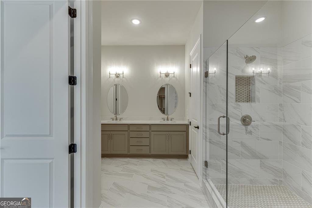 8155 Heardsville Court Cumming - Photo 34