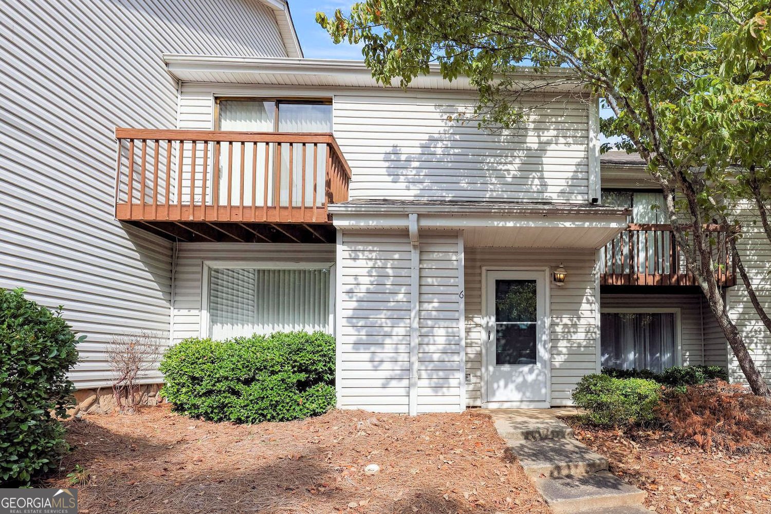 6 Fairway Drive Kennesaw - main photo