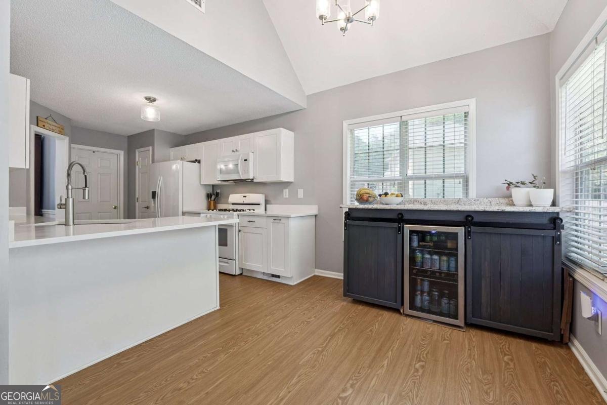 3830 Forrestdell Court Cumming - Photo 11
