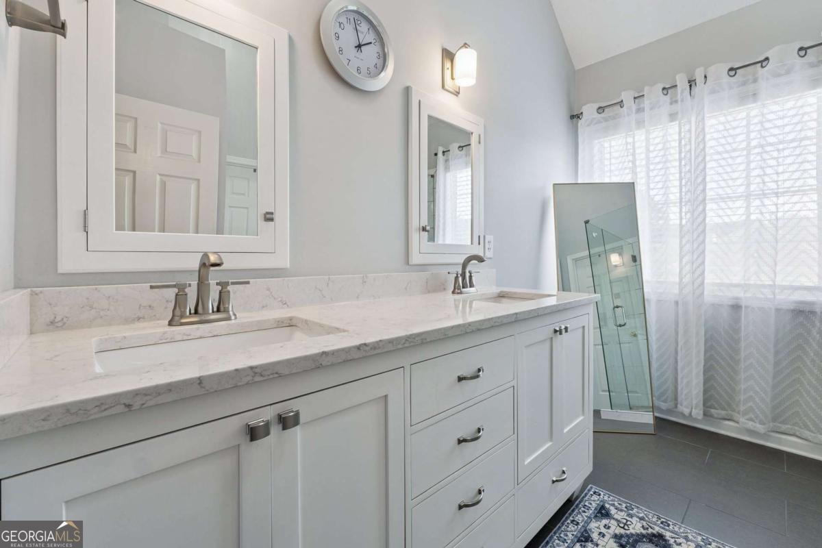 3830 Forrestdell Court Cumming - Photo 18