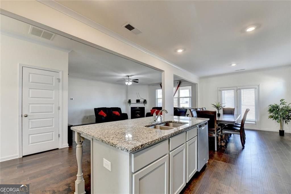 3519 English Elm Way Loganville - Photo 11
