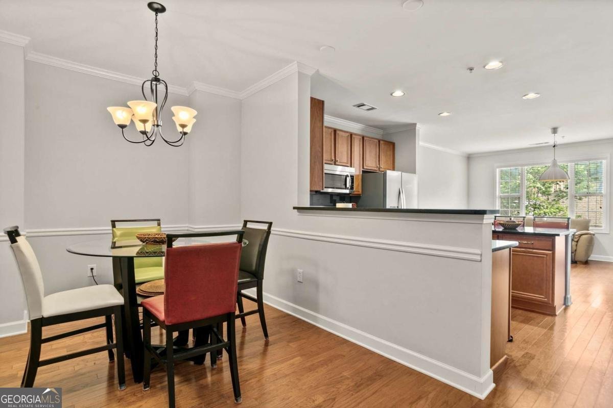 7265 Glisten Avenue Atlanta - Photo 8