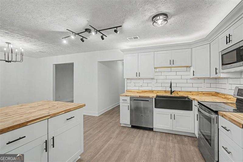 609 Woodknoll Court Jonesboro - Photo 7