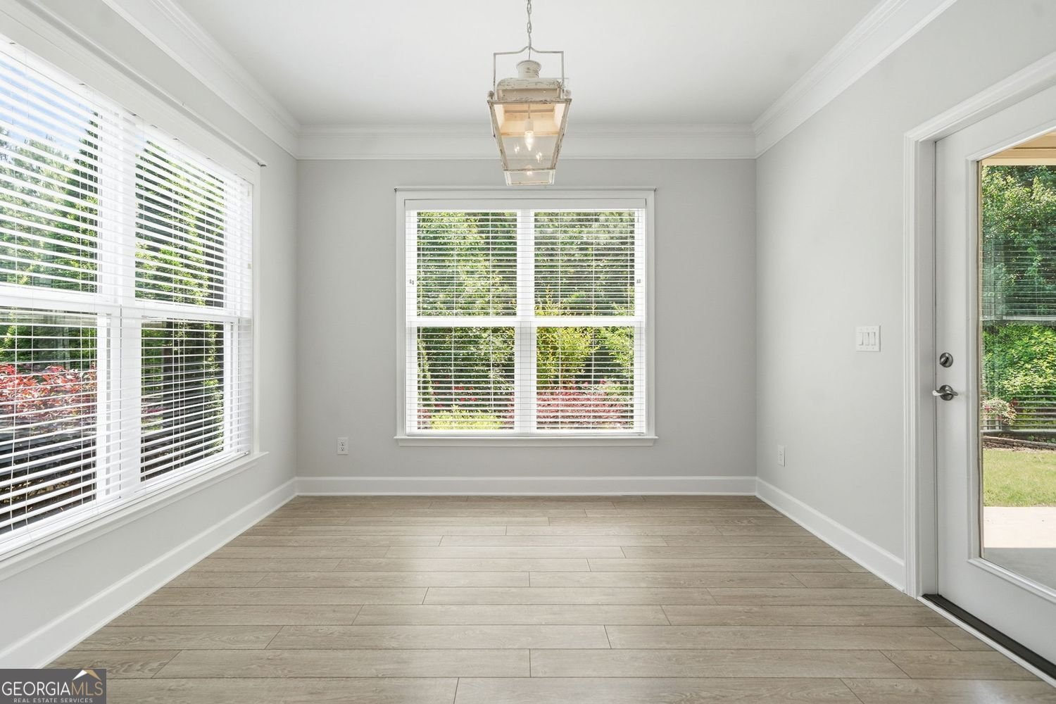 227 Windsor Park Drive Woodstock - Photo 24