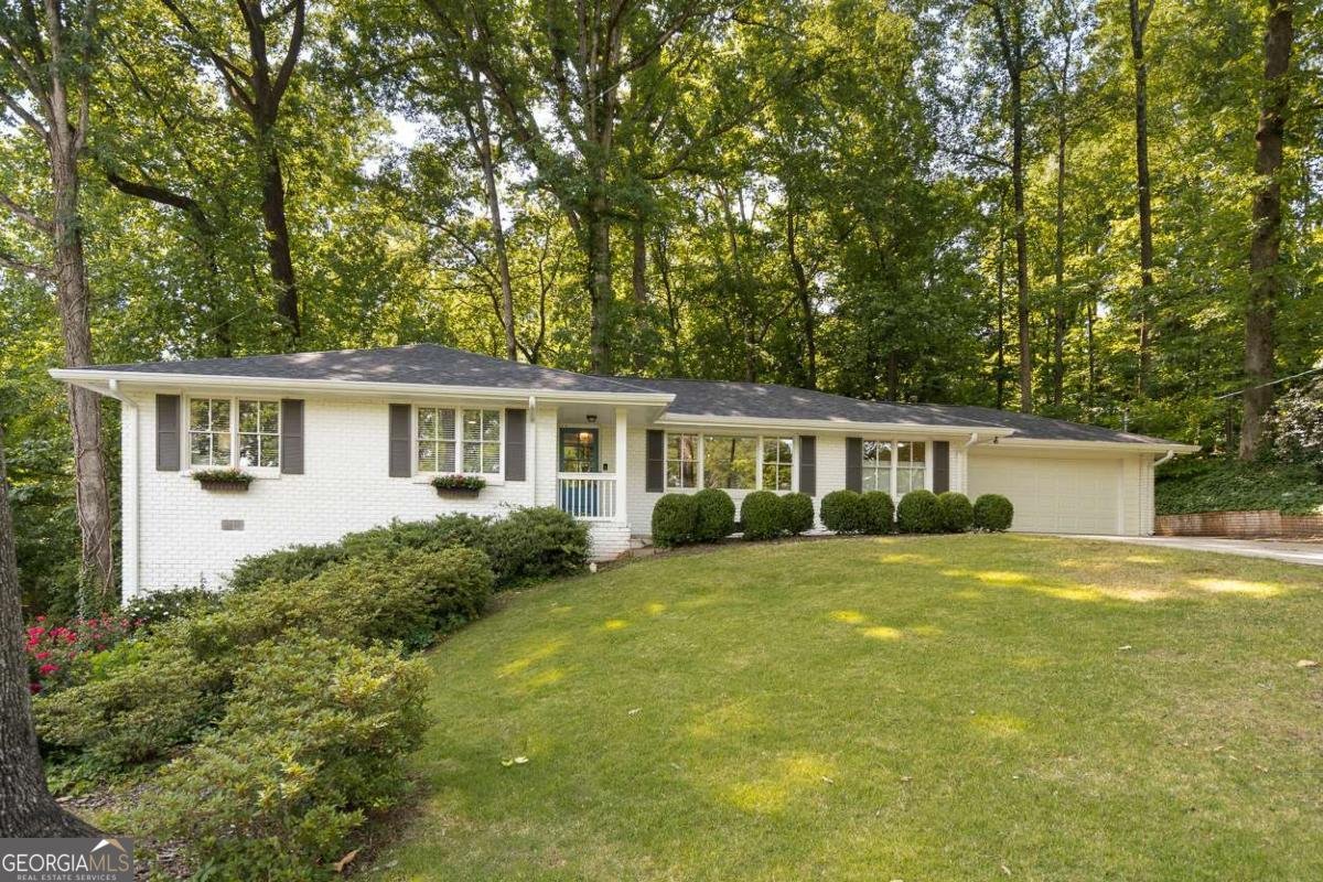 2381 Academy Court Atlanta - main photo