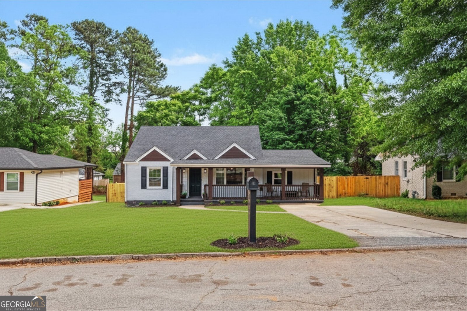 2847 Long Way Decatur - Photo 9