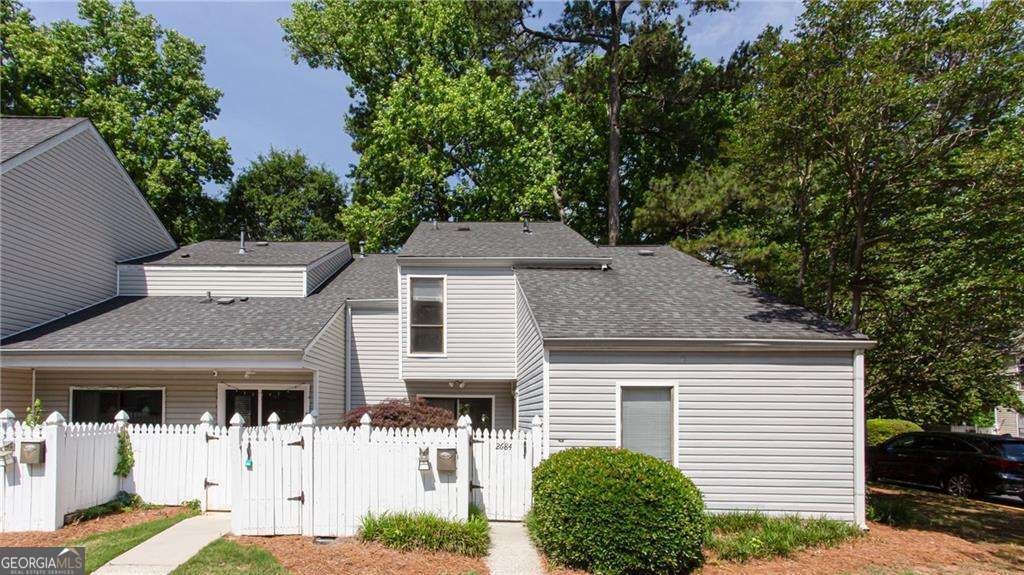 2684 Meadowlawn Drive Marietta - main photo