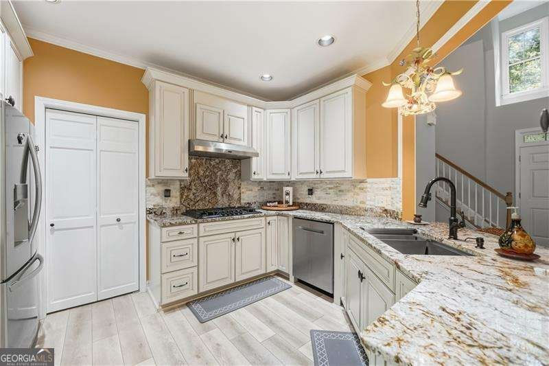 122 Woodstream Point Big Canoe - Photo 18