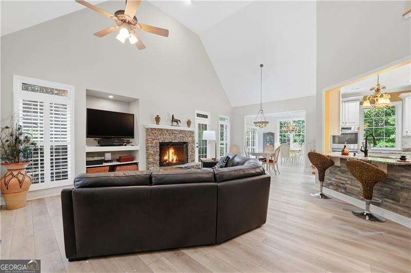 122 Woodstream Point Big Canoe - Photo 6