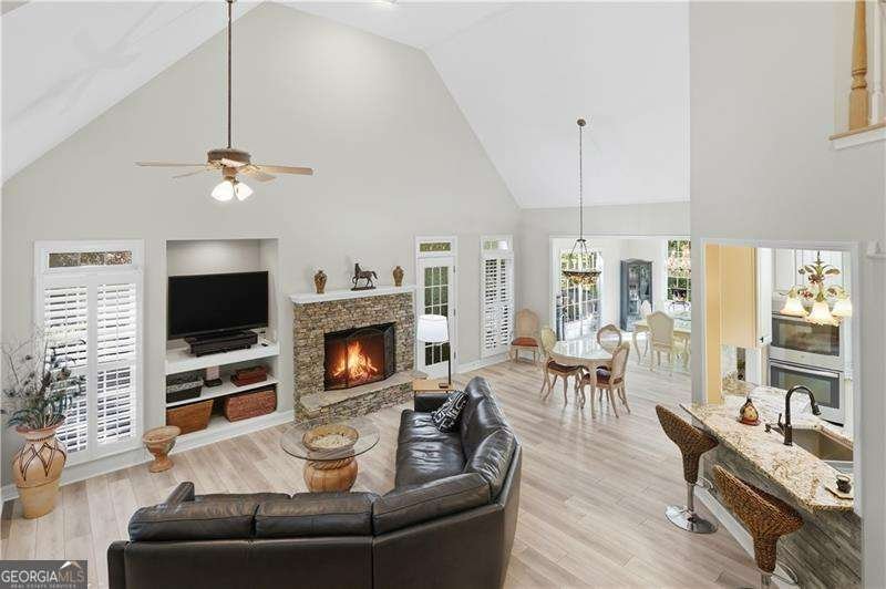 122 Woodstream Point Big Canoe - Photo 8