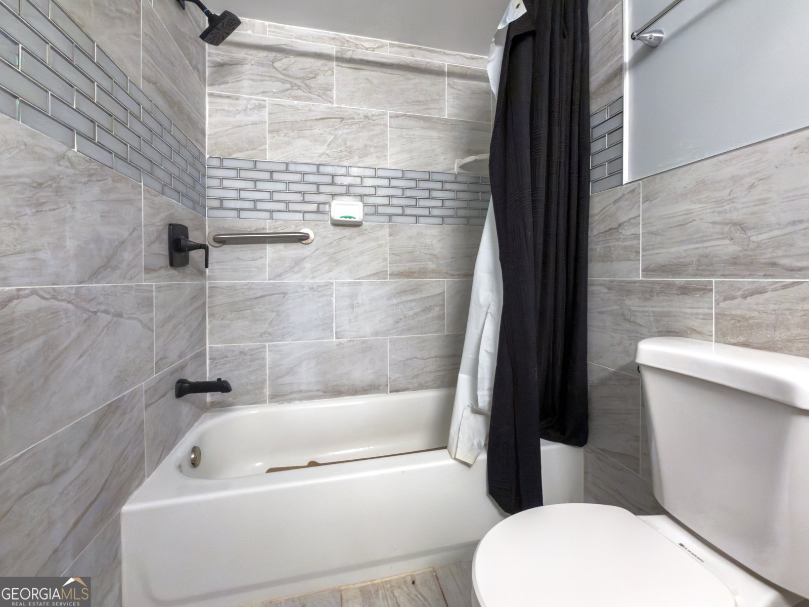 214 Pinewood Lane Stockbridge - Photo 15