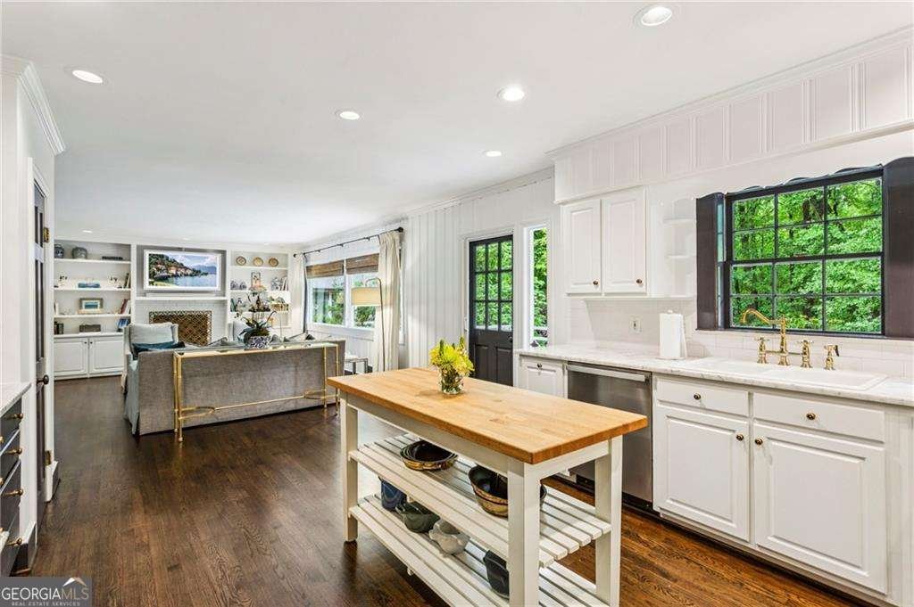 2988 Rockingham Drive Atlanta - Photo 16