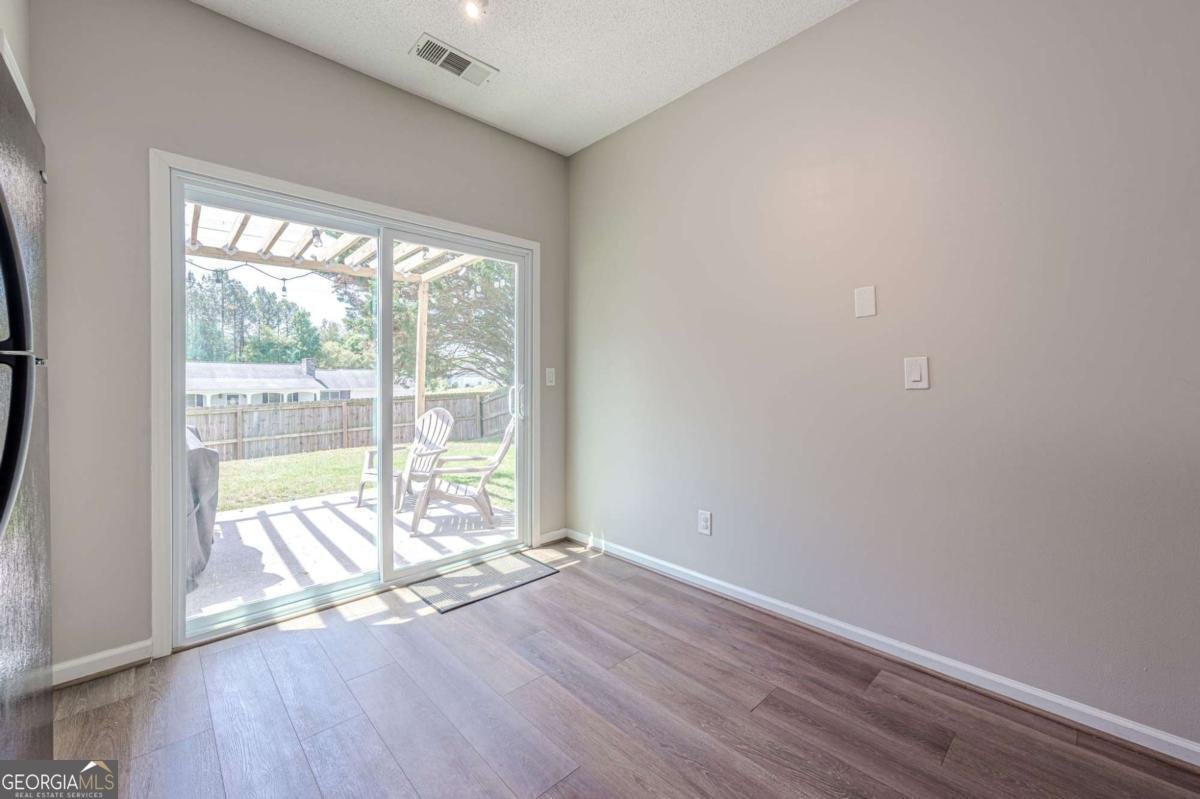 1666 Woodsford Road Kennesaw - Photo 10