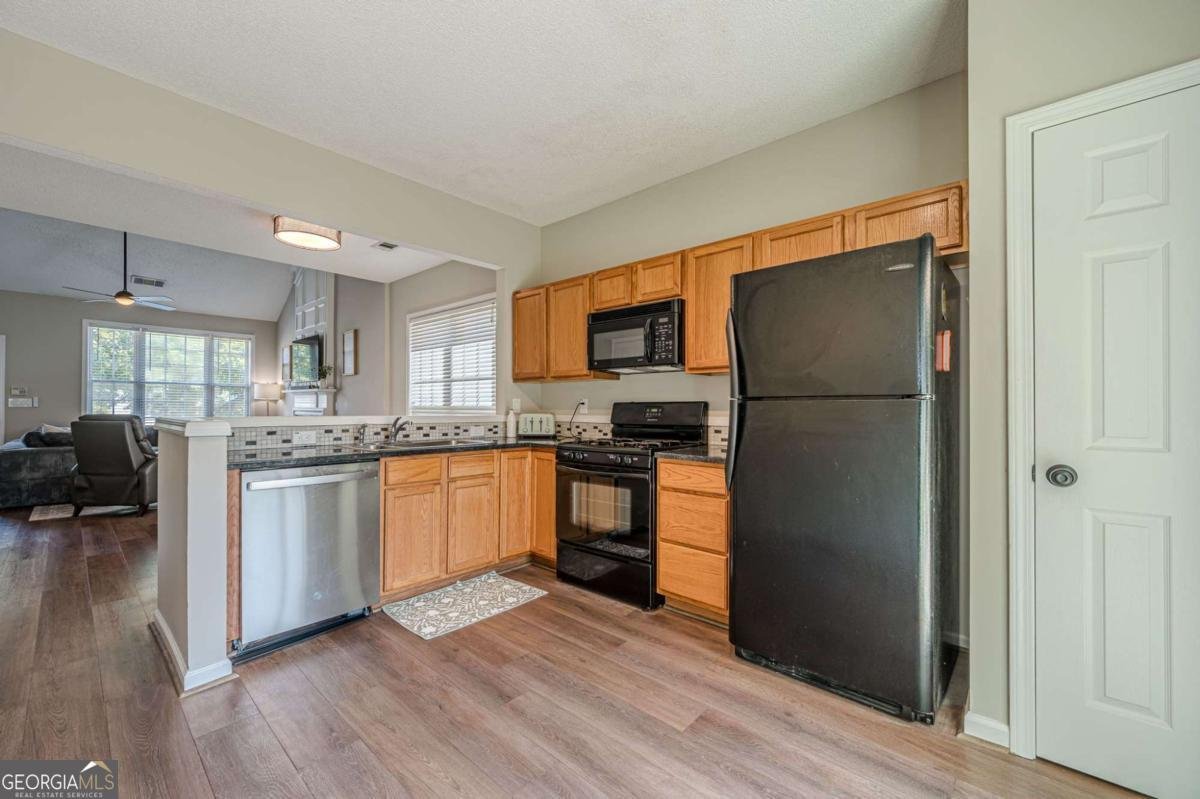 1666 Woodsford Road Kennesaw - Photo 8