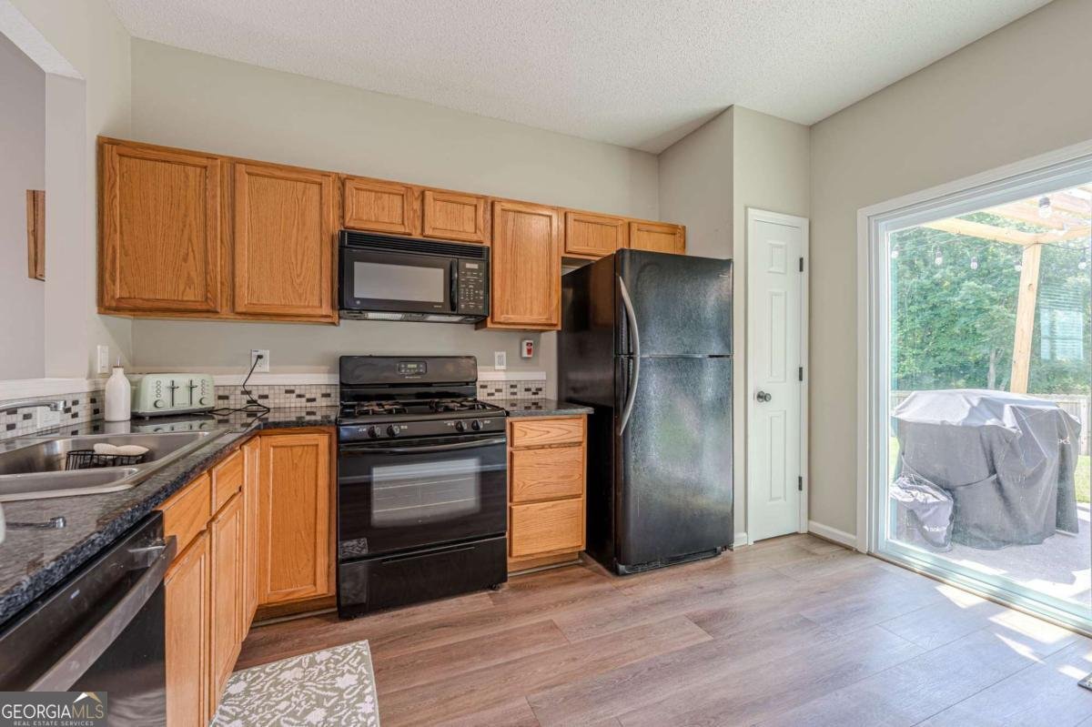 1666 Woodsford Road Kennesaw - Photo 9