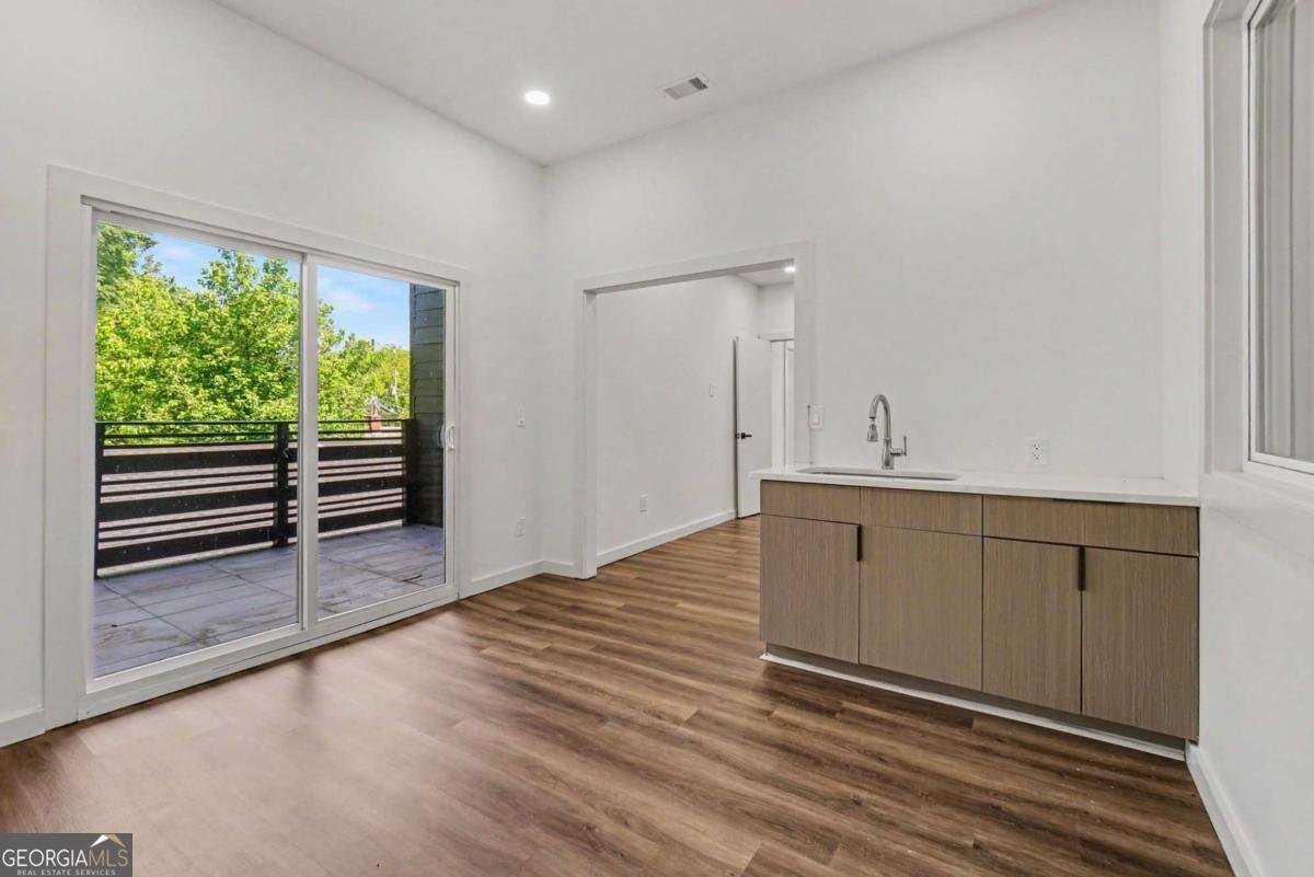 1073 Mayson Turner Road Atlanta - Photo 10