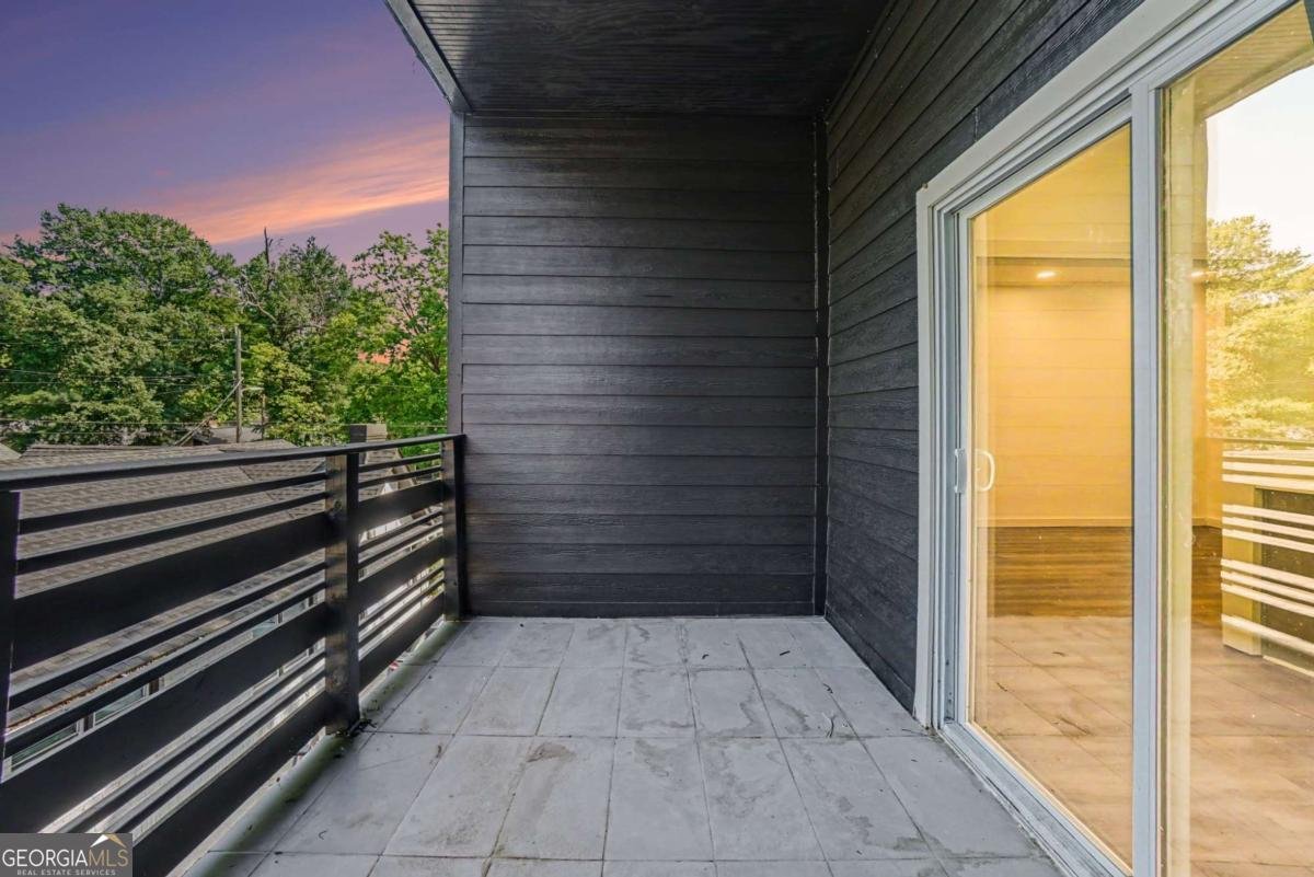 1073 Mayson Turner Road Atlanta - Photo 6
