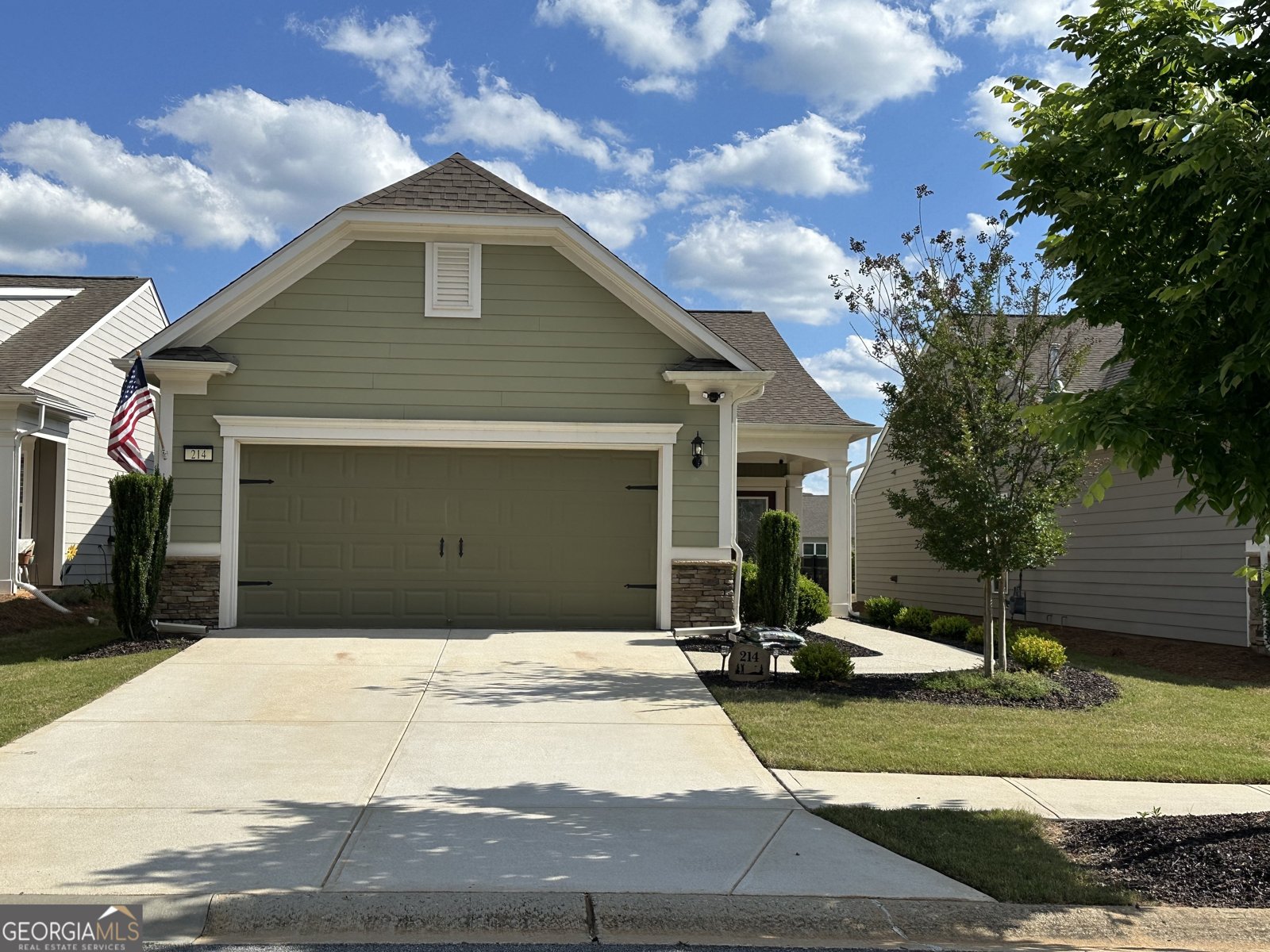 214 Brunswick Drive Griffin - main photo