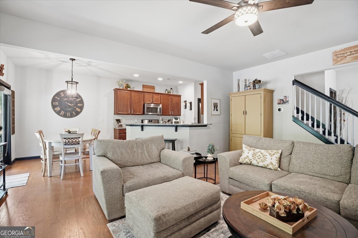 5140 Breezewood Circle Alpharetta - Photo 10