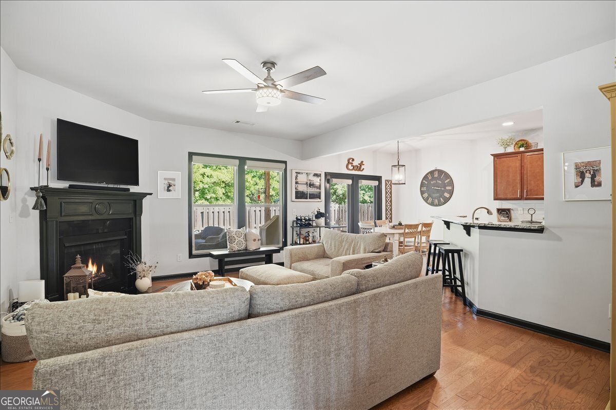 5140 Breezewood Circle Alpharetta - Photo 7