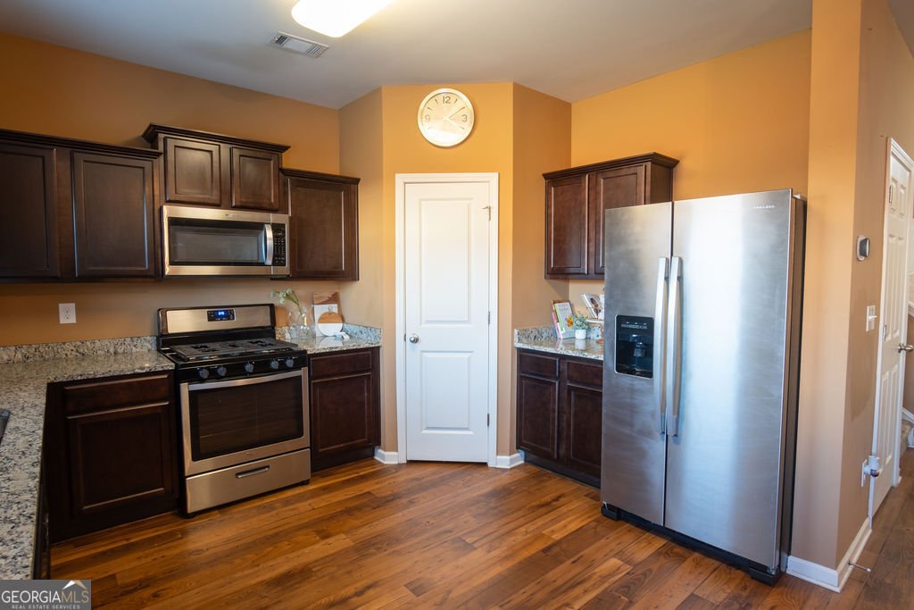 815 Summer Springs Court Pendergrass - Photo 14