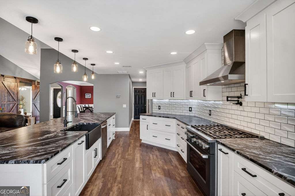 1040 Sapphire Trail Bogart - Photo 12