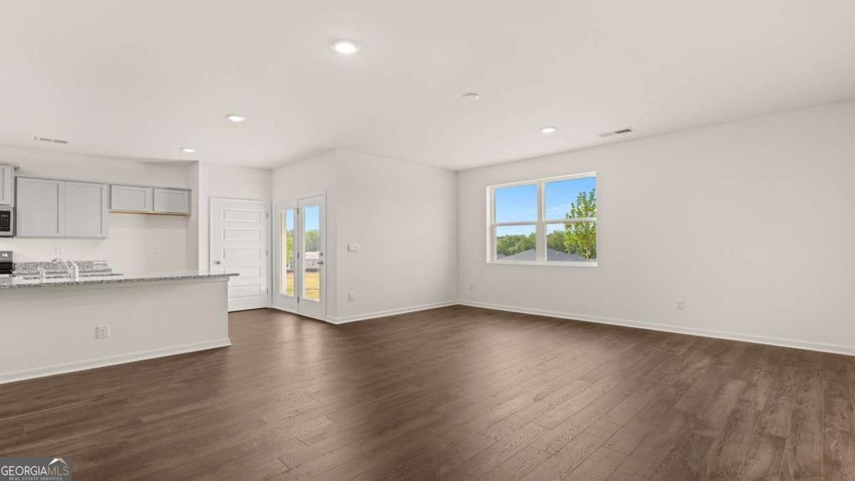 8576 Seabiscuit Road Lithonia - Photo 7
