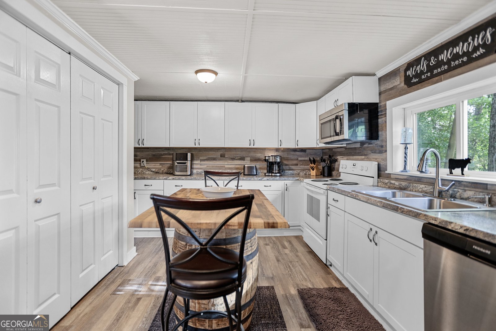 6033 Whitesville Road West Point - Photo 22