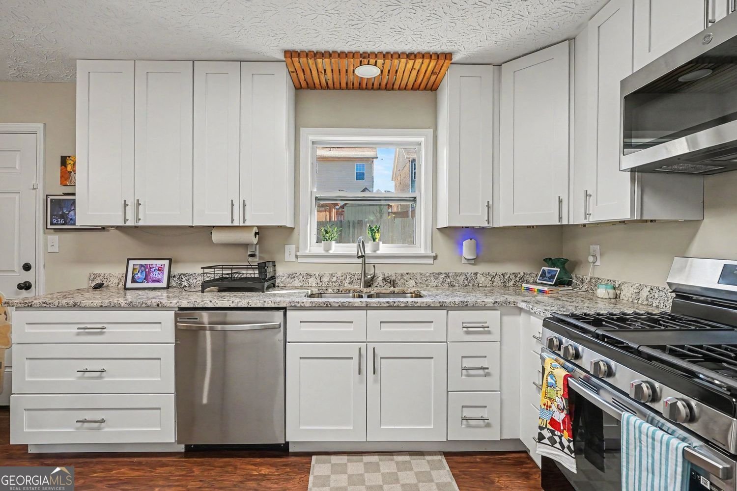 3215 Alcazar Drive Lilburn - Photo 7