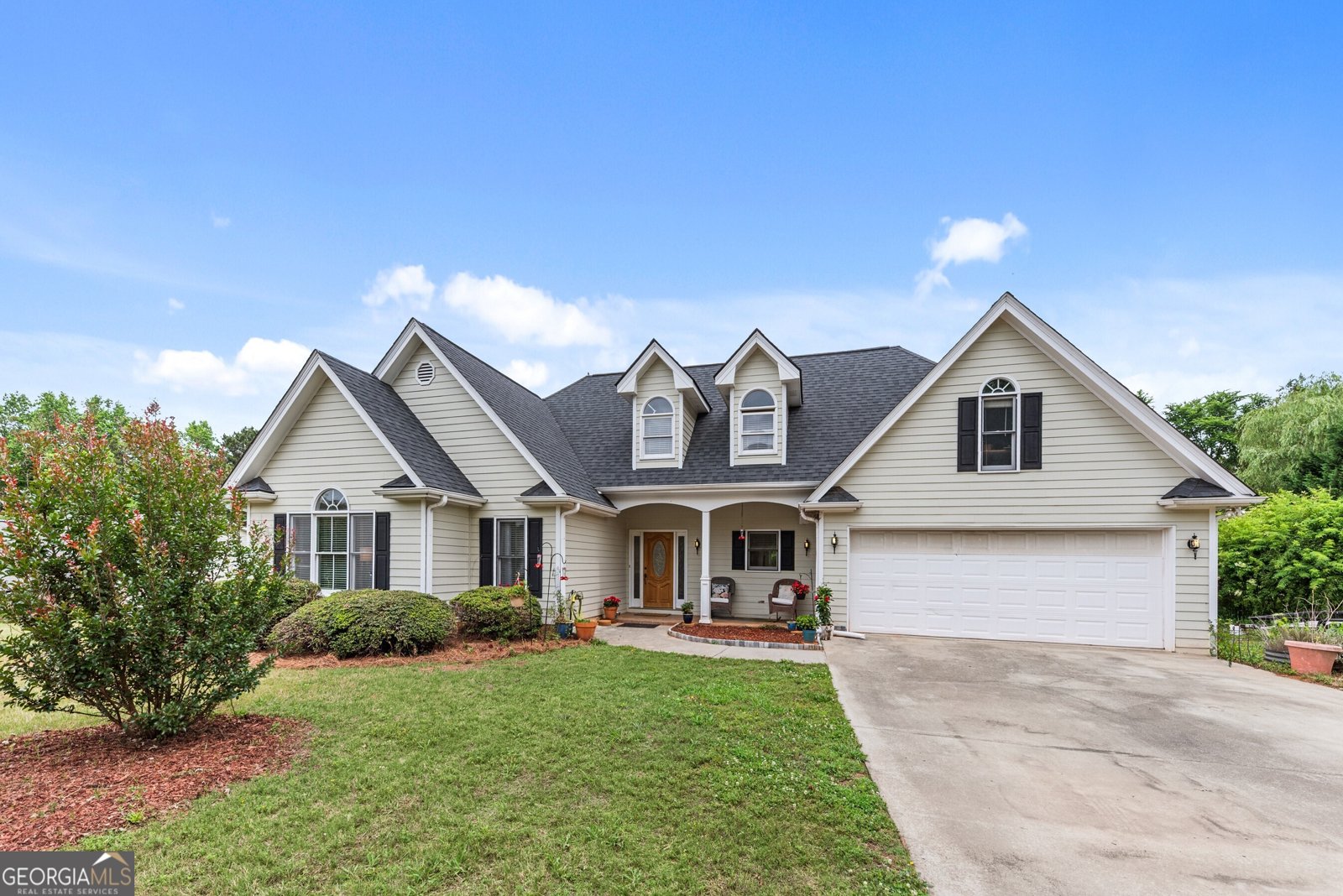 90 Aiken Way Covington - main photo
