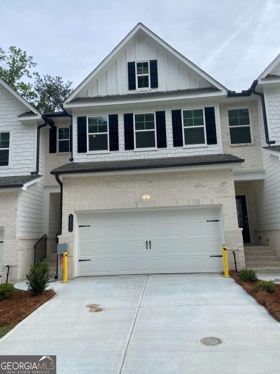 2532 States Avenue Doraville - main photo