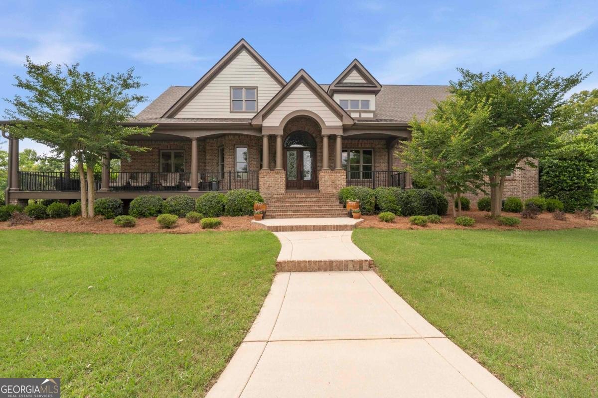 1090 White Oak Way Buckhead - main photo