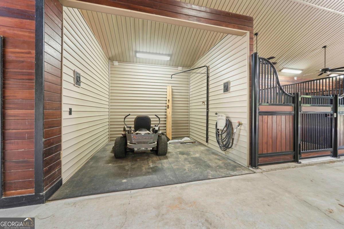 1090 White Oak Way Buckhead - Photo 64