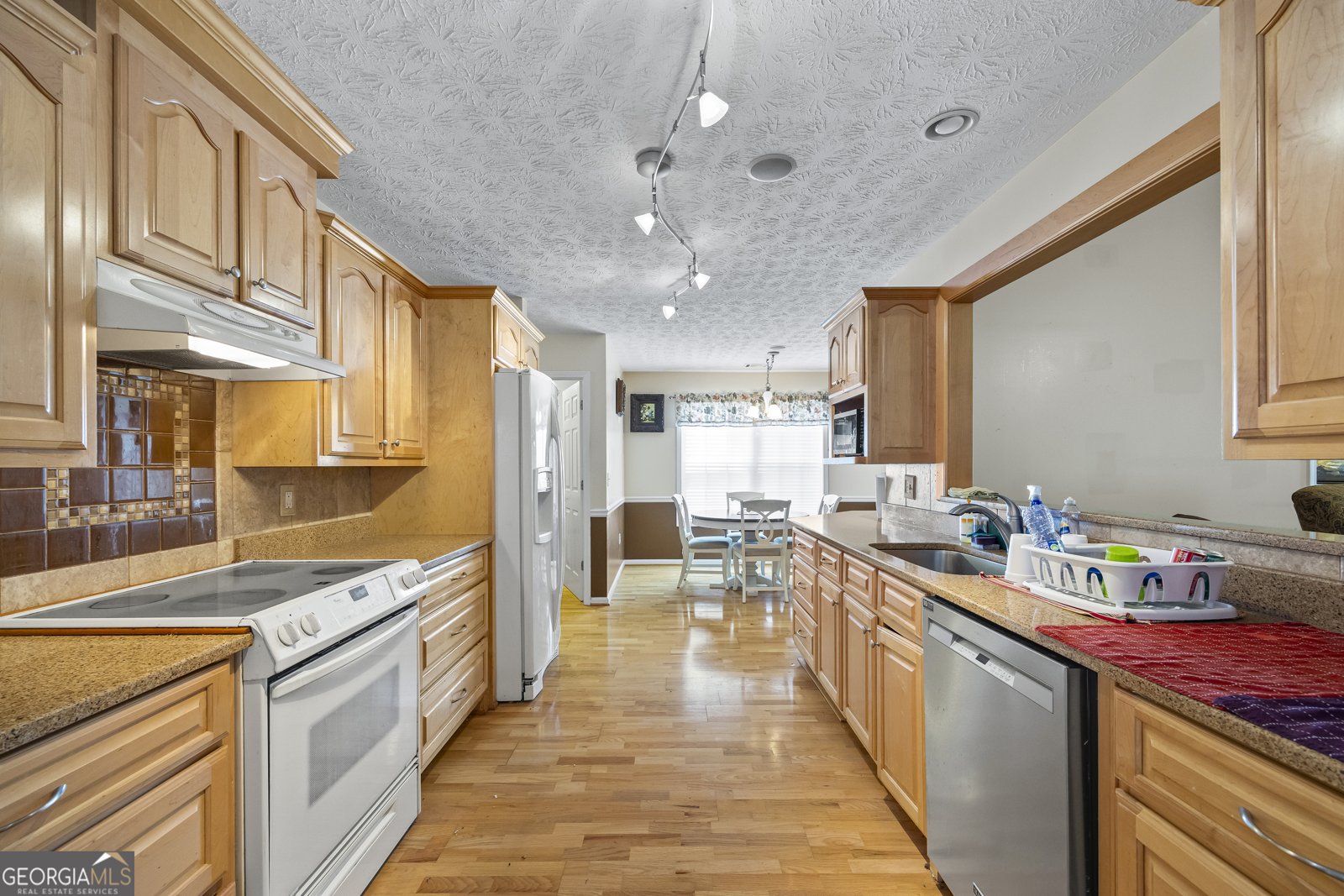 650 Sleeping Meadow Lane Bethlehem - Photo 14