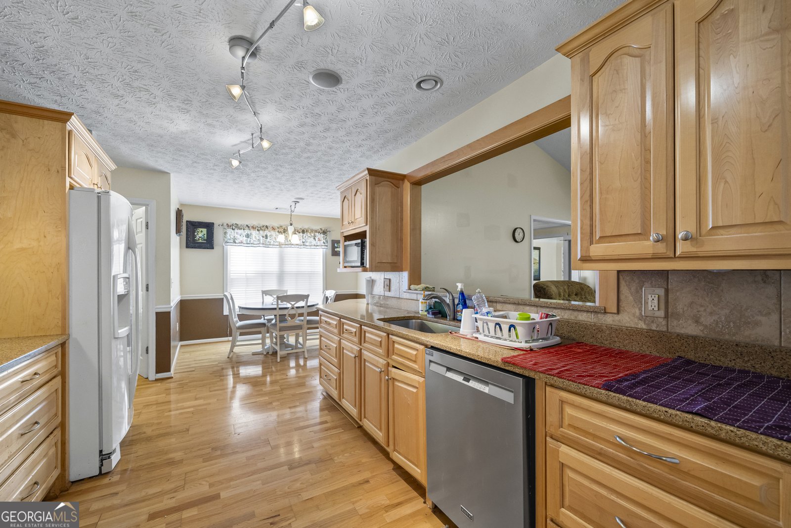 650 Sleeping Meadow Lane Bethlehem - Photo 15