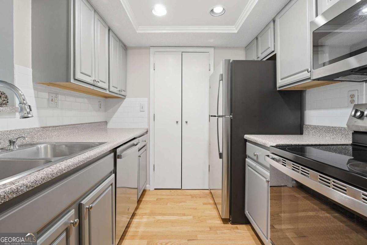 2031 Chastain Park Court Atlanta - Photo 10
