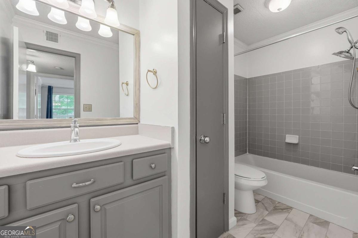 2031 Chastain Park Court Atlanta - Photo 14