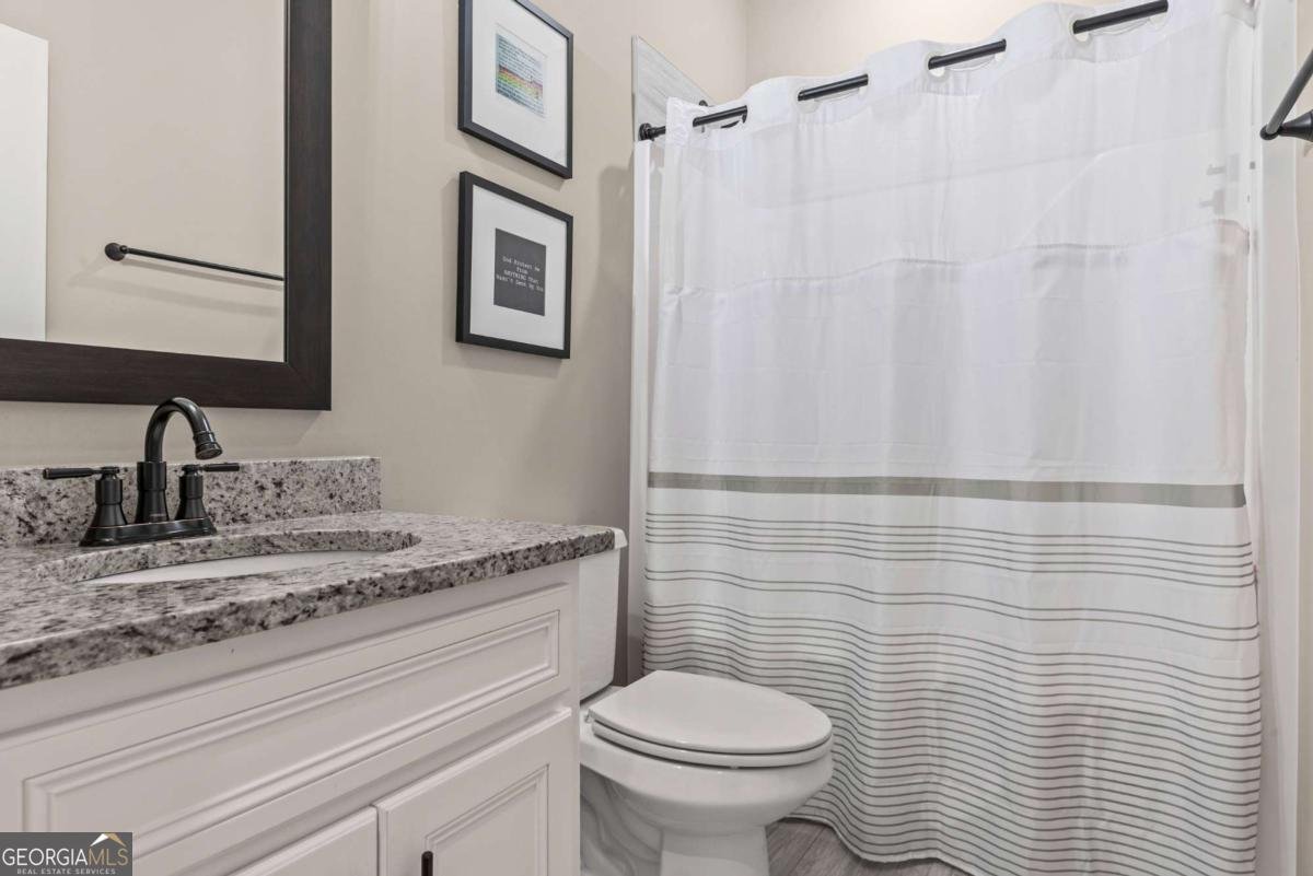 2364 Blazing Star Court Statham - Photo 15