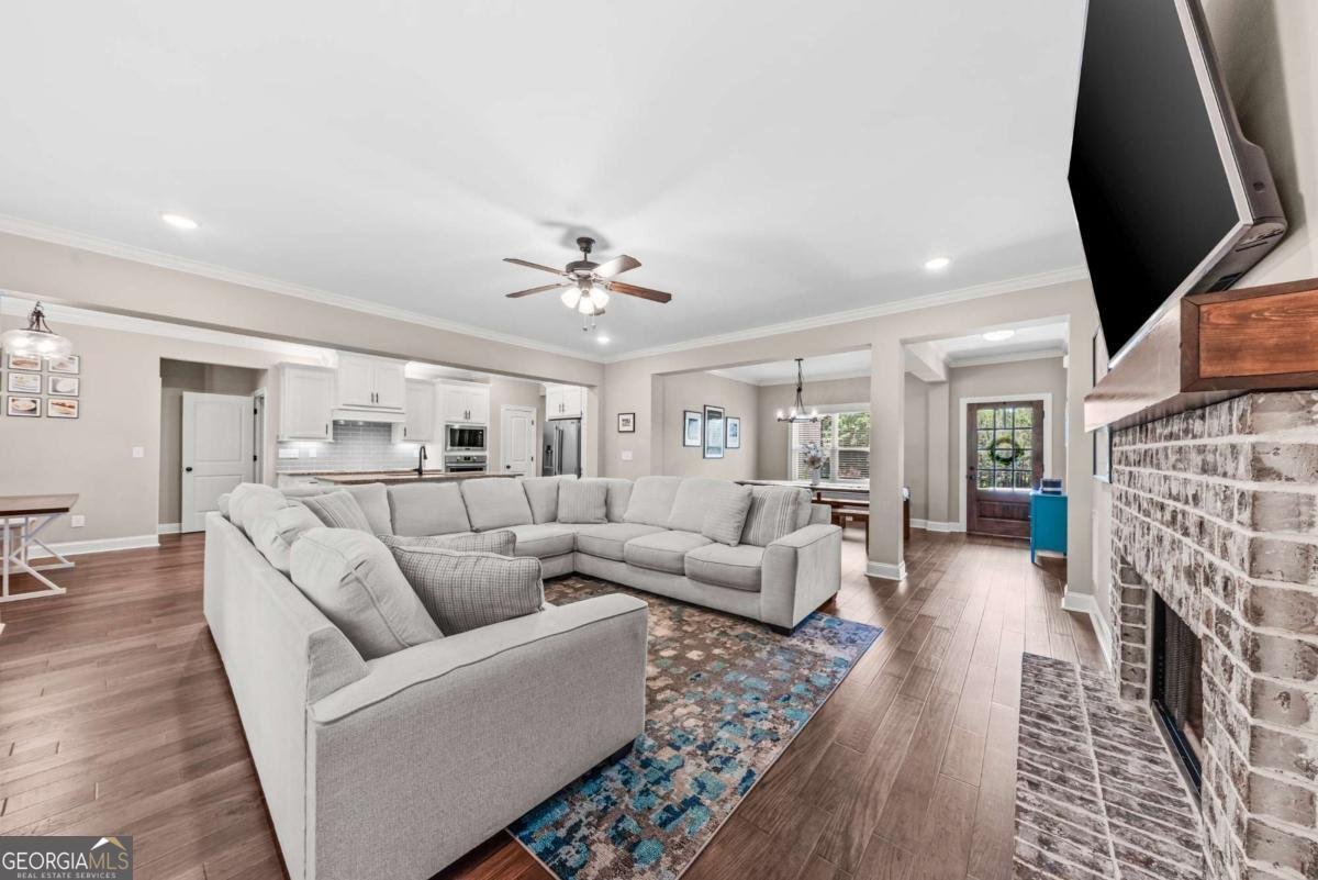 2364 Blazing Star Court Statham - Photo 21