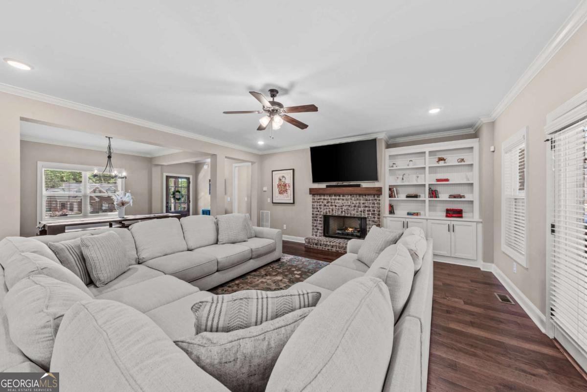 2364 Blazing Star Court Statham - Photo 22