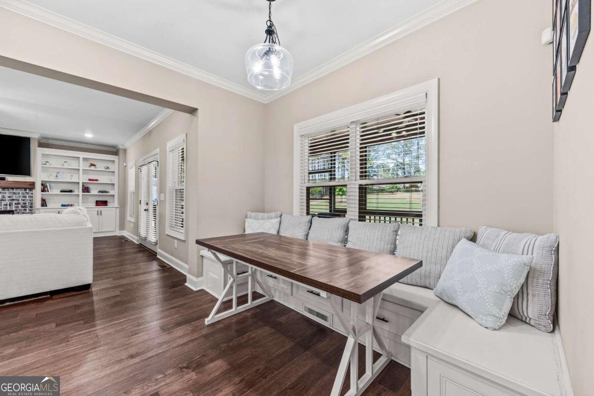 2364 Blazing Star Court Statham - Photo 35