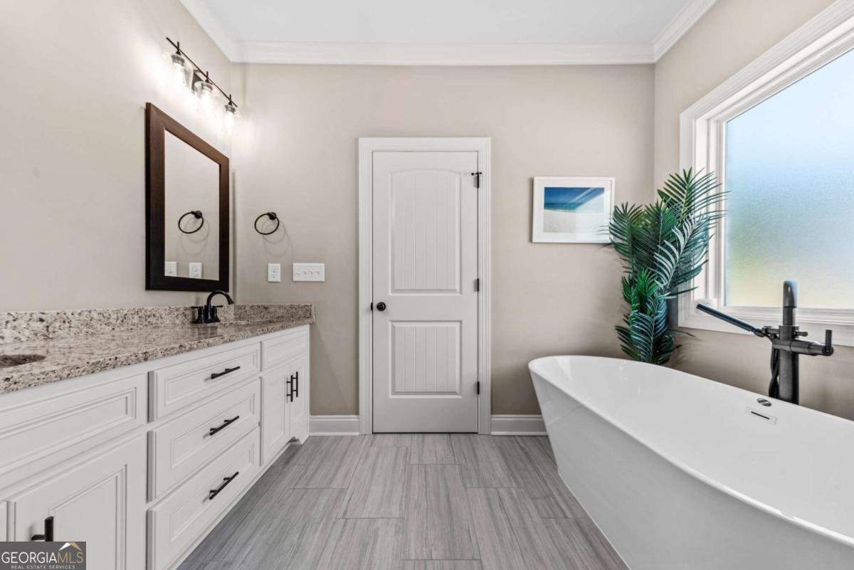 2364 Blazing Star Court Statham - Photo 41