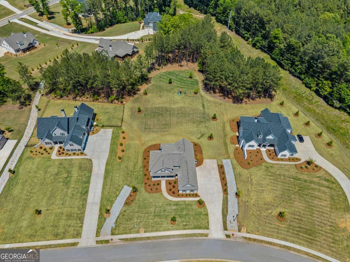 2364 Blazing Star Court Statham - Photo 6
