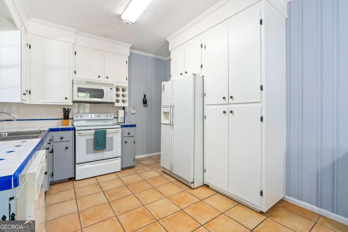1009 College Station Road Athens - Photo 10