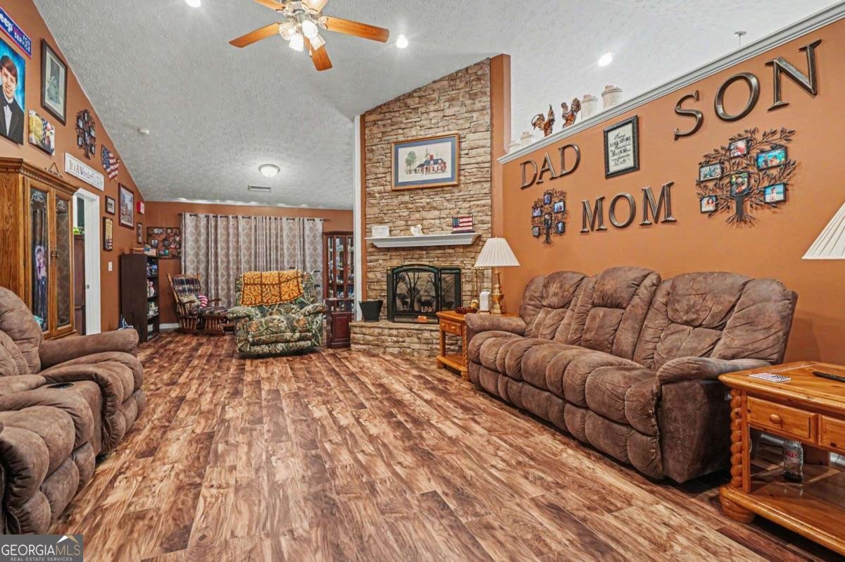 1405 Shiloh Oak Drive Loganville - Photo 6