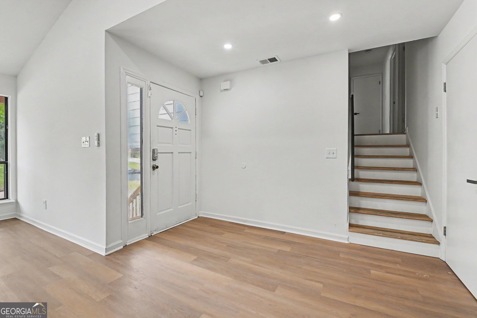 1030 Chapman Lane Stone Mountain - Photo 7
