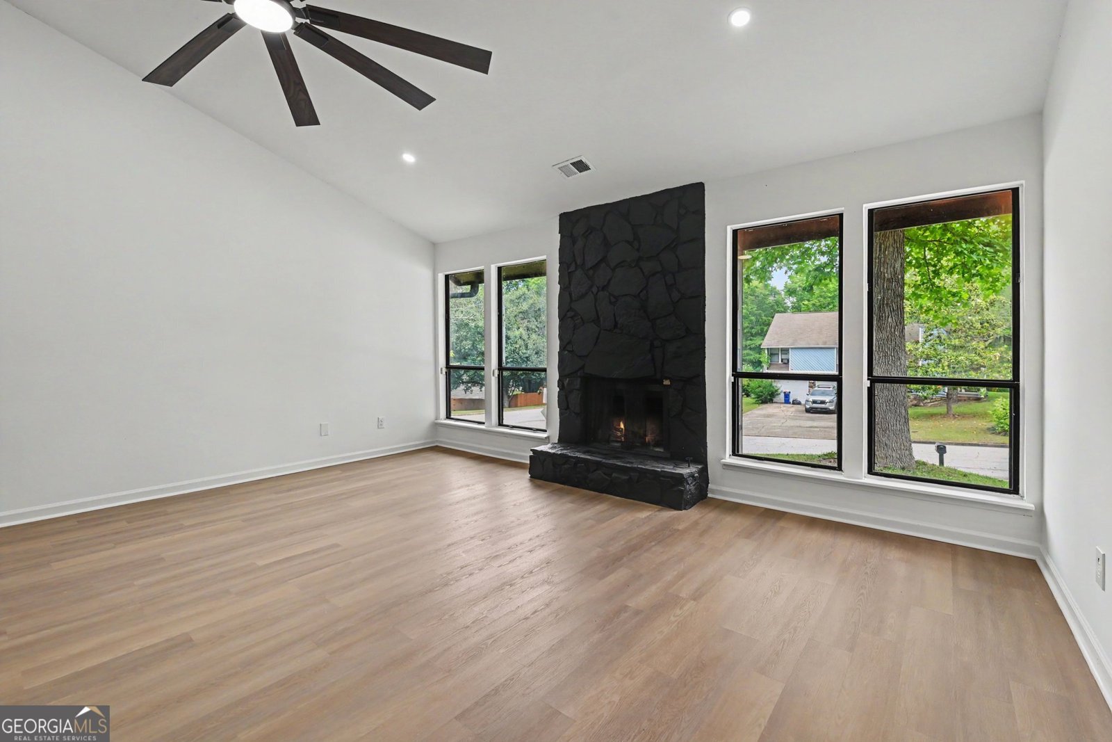 1030 Chapman Lane Stone Mountain - Photo 8