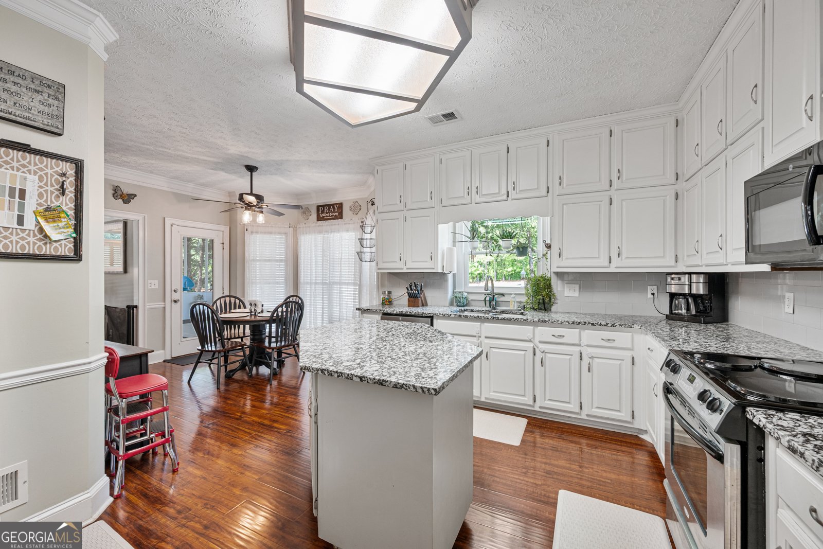 656 Clubland Circle Conyers - Photo 22