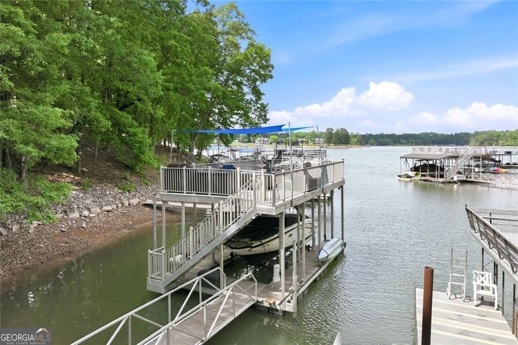 528 Oak Grove Road Dawsonville - main photo